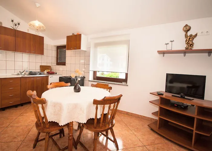 Galerie-apartment 400 Meter Zum