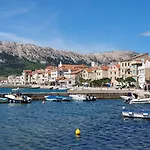Galerie-apartment 400 Meter Zum Baška